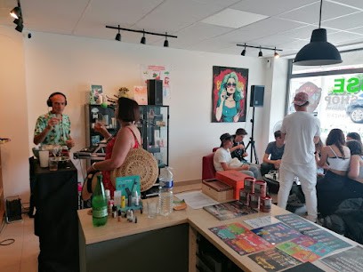 Cigarettes Électroniques & CBD - CBDLISSE - Transition Vers La Cigarette Electronique, Douleur, Stress, Sommeil, Boutique de Cigarettes Électroniques à Mauges-sur-Loire