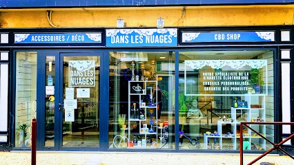 Dans Les Nuages Saint Cérè, Boutique de Cigarettes Électroniques à Saint-Céré