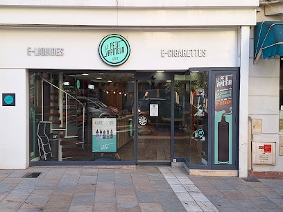Le Petit Vapoteur Toulon Boutique De Cigarettes Électroniques à Toulon
